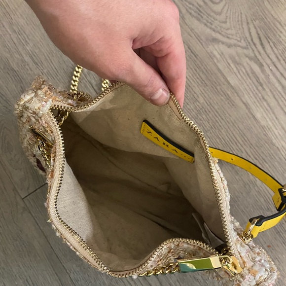 Banana purse Zara - Picture 4 of 4